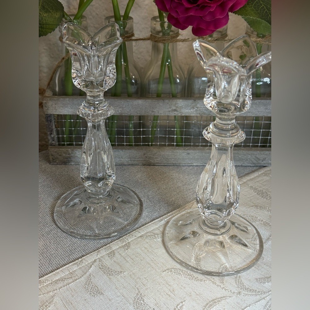 Set of 2 Pressed glass‎ tulip sunburst ribbed candleholders. 7 1/4" H x 3 1/2"